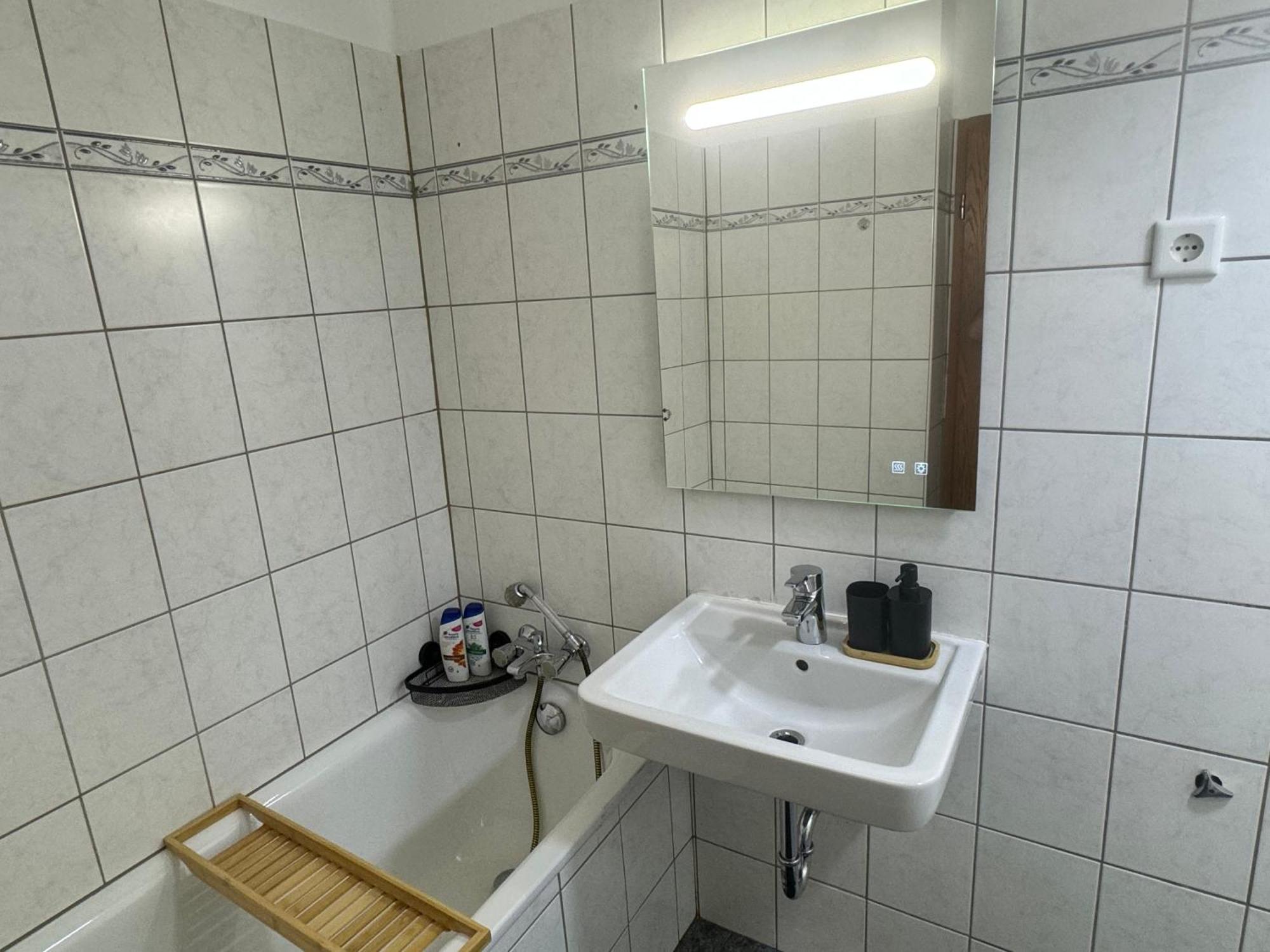 Stylish & Relaxing Modernes Apartment Mit Privatparkplatz Gelsenkirchen Zewnętrze zdjęcie